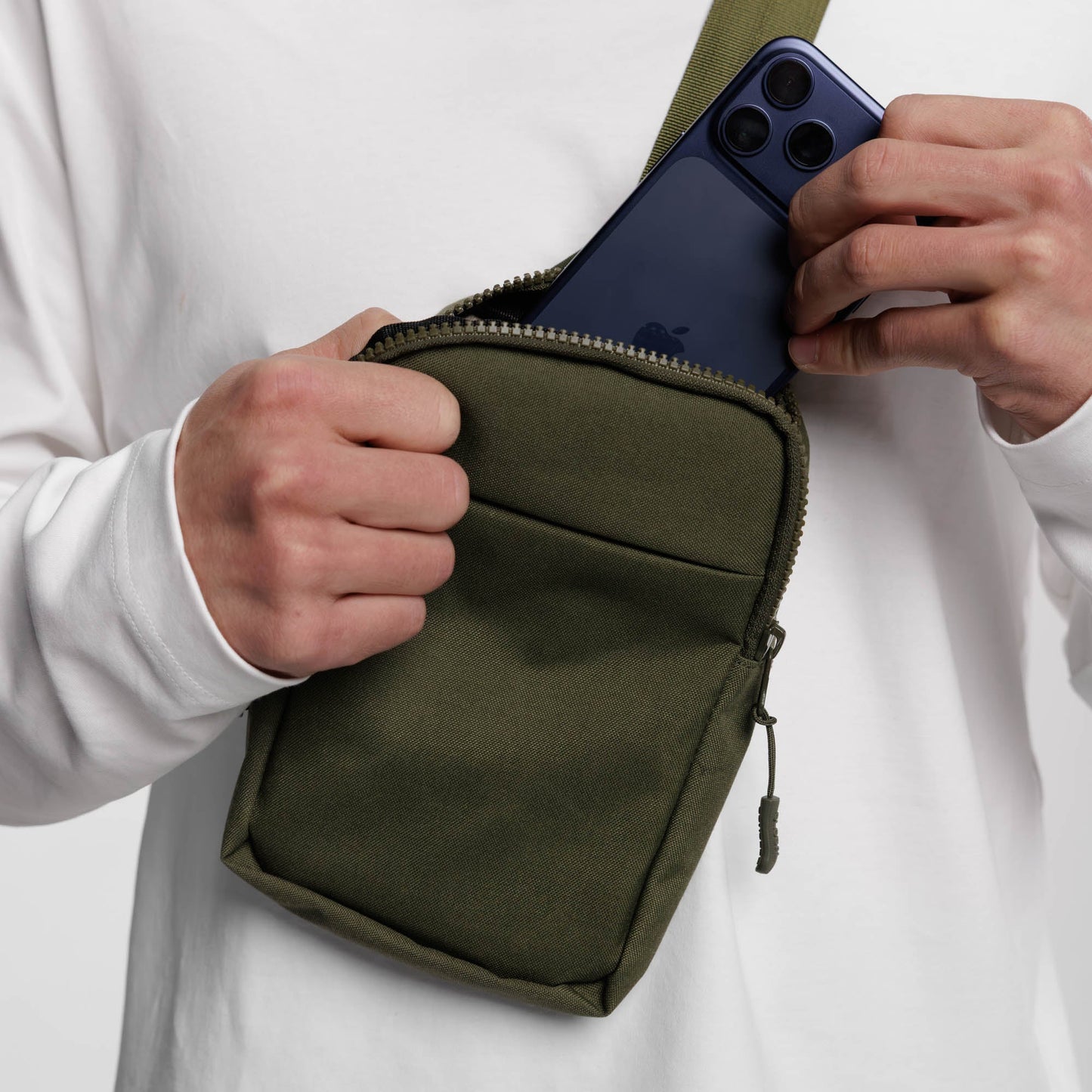 Travel Sling Bag 2.0