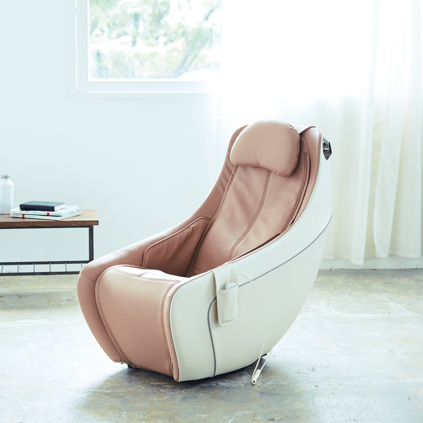 Synca CirC Compact Massage Chair with Kneading and Tapping